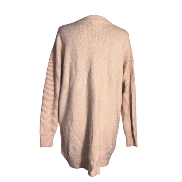 H&M Ribbed V-Neck Soft Sweater in Powder Pink Size Small Long Sleeve - Picture 6 of 8